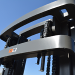 Фото 20 - Самоходный Штабелер с платформой для оператора BX-5520 OXLIFT 5,5 м 2000 кг.