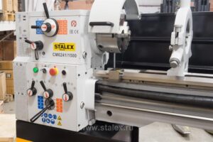 Фото 24 - Токарно-винторезный станок STALEX CM6241/1500.