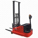 Фото 8 - Самоходный штабелер с противовесом (Мини ричтрак) MRX 0930 OXLIFT 900 кг 3 м.